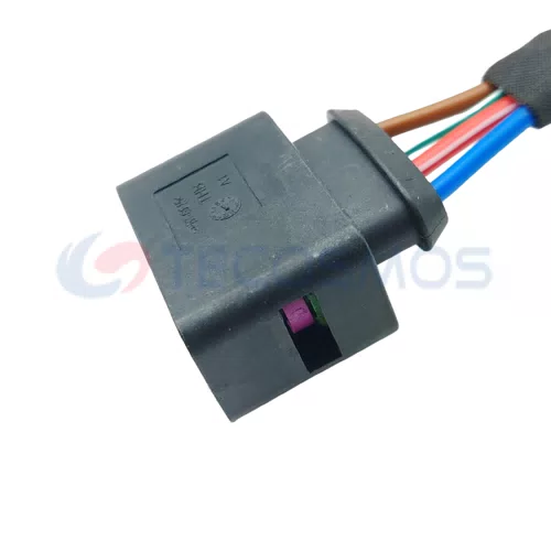 Wire Harness Plug of Automobile Waterproof Connector 4 Pin Female 0973724 - image 4